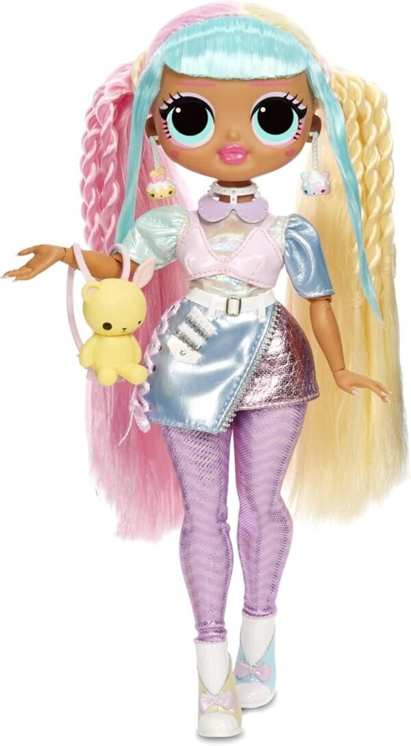 L.O.L. Surprise! O.M.G. Candylicious Fashion Doll with 20 Surprises,Multicolor