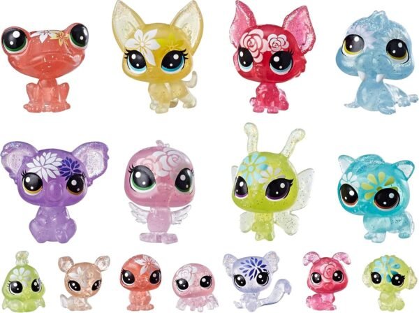 Littlest Pet Shop Blooming Bouquet, 16 Pets, Part of The Lps Petal Party Collection
